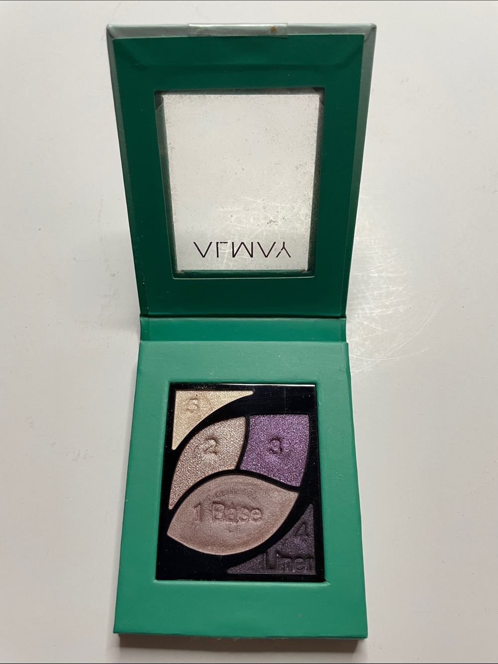 NWOT Almay Eyeshadow Palette in Teal Case - Purple, Silver & Champagne